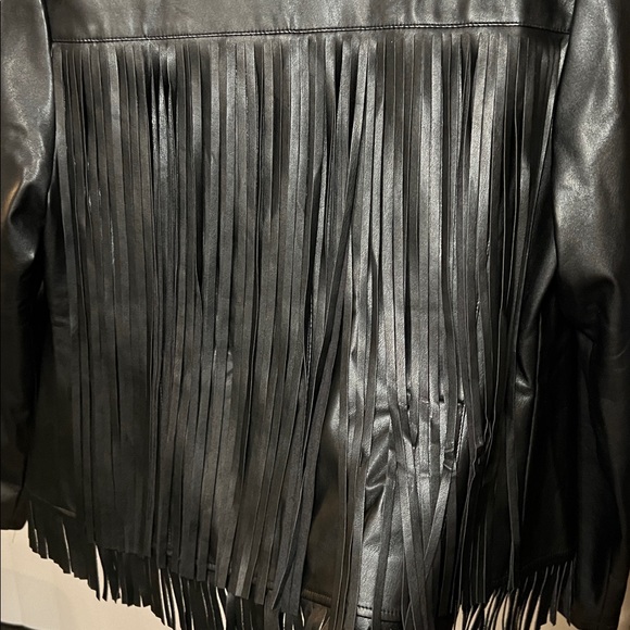 Sleek Chico’s Black Faux Leather Fringe Open Front Long Sleeve Jacket - Picture 8 of 13